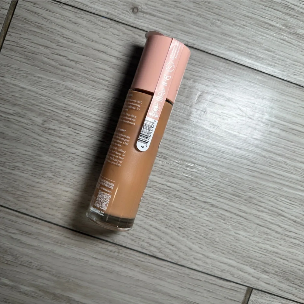 ELF • Foundation + Halo Glow Set